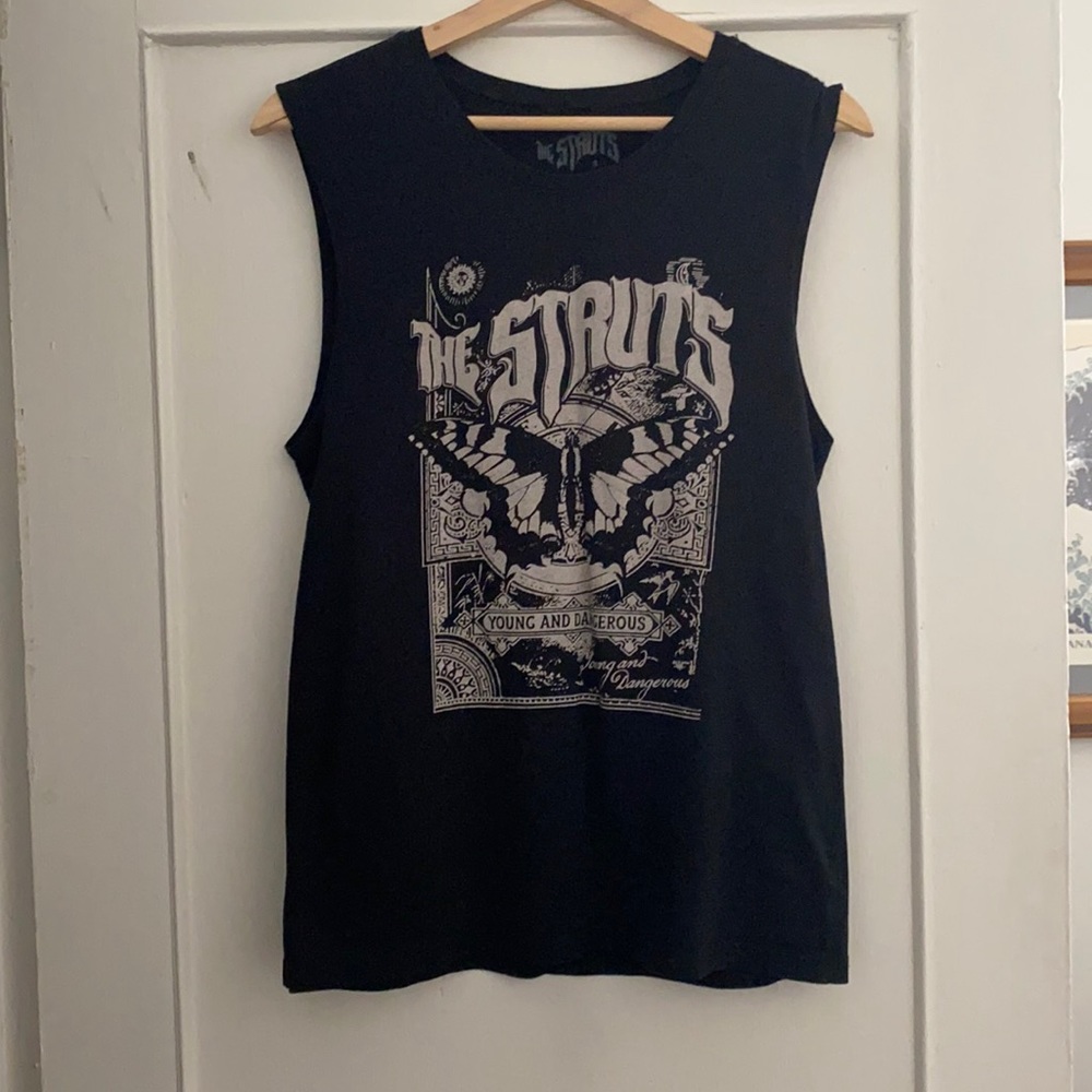 The Struts tank